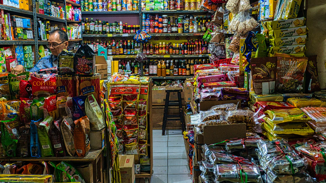 How to Manage Inventory for Restaurants and Retail Stores